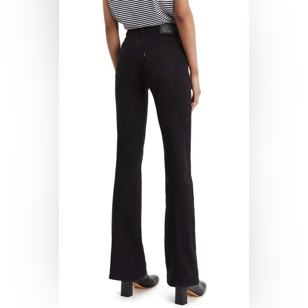 Levi’s Classic Bootcut Jeans in Soft Black NWOT